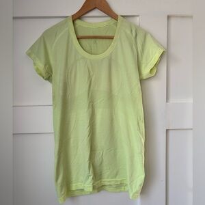 Lululemon • Swiftly Tech Short Sleeve • Size 12